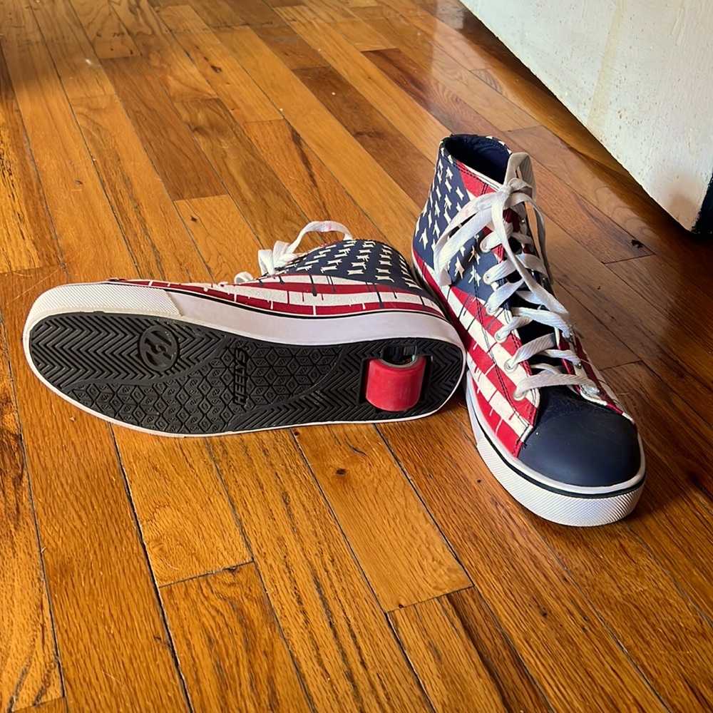 Heelys American Flag Shoes With Red Wheels Gem